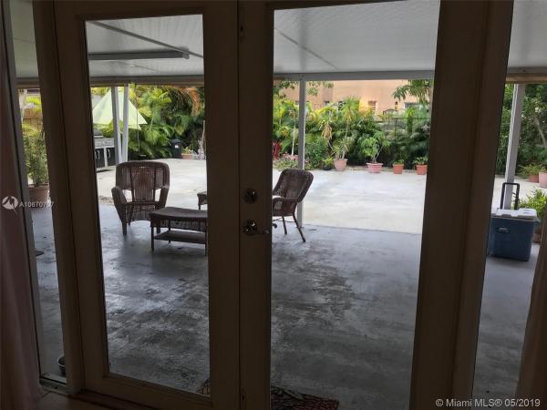 Marbella Park, 19838 NW 85th Ave, Hialeah, Florida 33015, image 2
