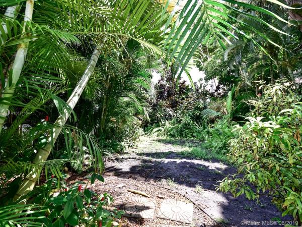 Miami Shores Estates, 10618 NE 10th Pl, Miami Shores, Florida 33138, image 2
