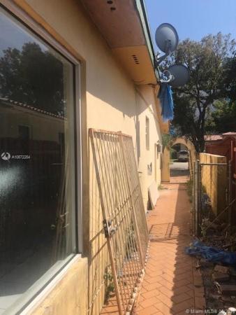 Coral Gate, 3371 SW 21st St, Miami, Florida 33145, image 2