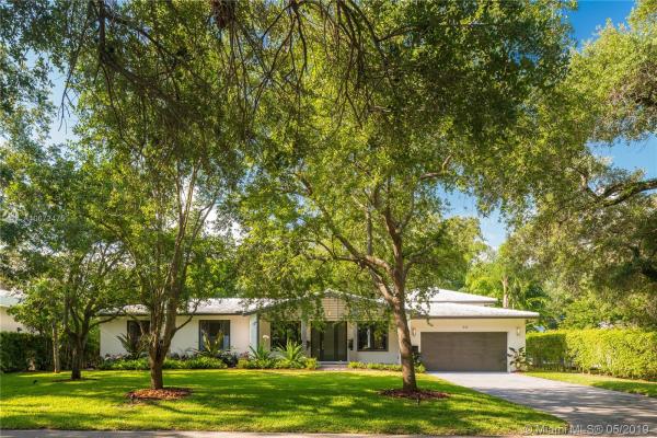 Biscayne Bay, 510 Tivoli Ave, Coral Gables, Florida 33143, image 2