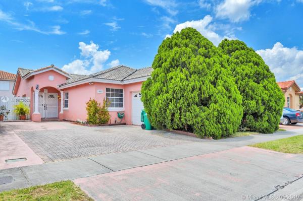 Peral, 9472 SW 154th Pl, The Hammocks, Florida 33196, image 2