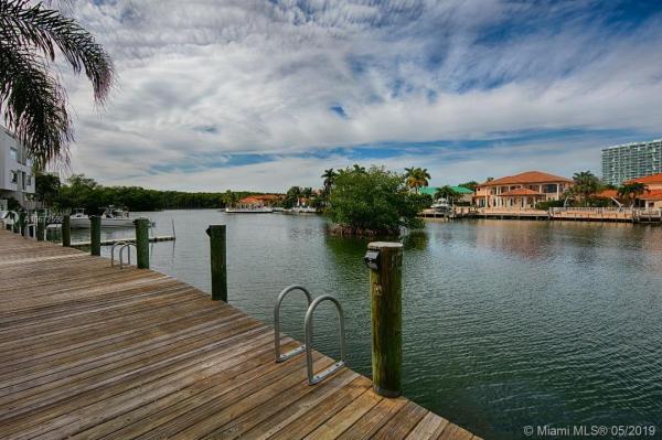 Poinciana Island Yacht & Racquet Club, 387 Poinciana Dr #1211, Sunny Isles Beach, Florida 33160, image 2