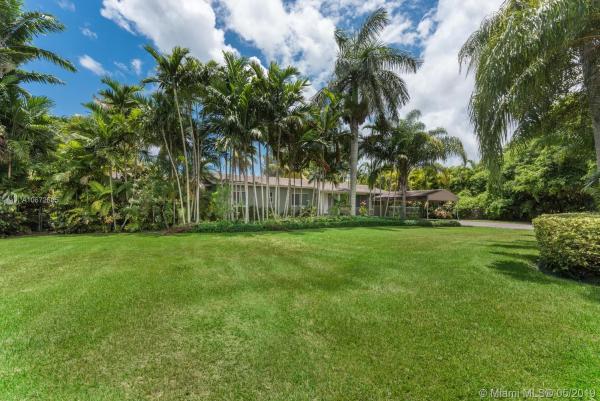 Snapper Creek Groves, 6630 SW 85th St, Glenvar Heights, Florida 33143, image 2