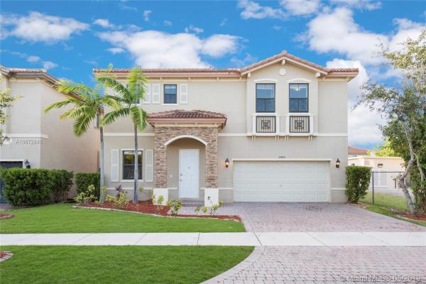 Enclave At Black Point Marina, 10455 SW 228th Ter, Cutler Bay, Florida 33190, image 2