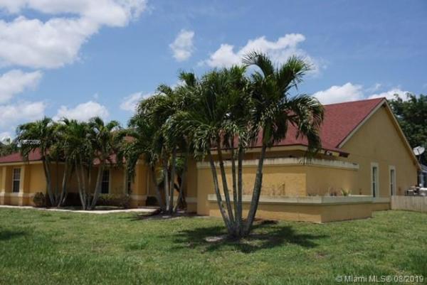 Paddock Park 2 Of Wellington, 14882 Paddock Dr, Wellington, Florida 33414, image 2