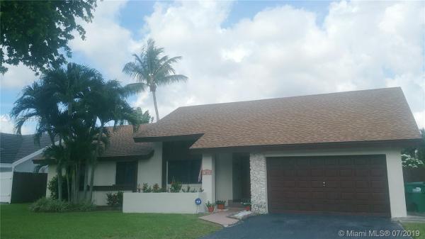 Kendall Trails, 10844 SW 142nd Pl, The Hammocks, Florida 33186, image 2