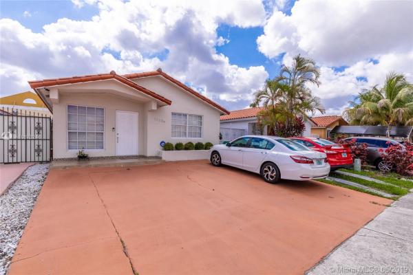 London Estates, 11229 NW 88th Ave, Hialeah Gardens, Florida 33018, image 2