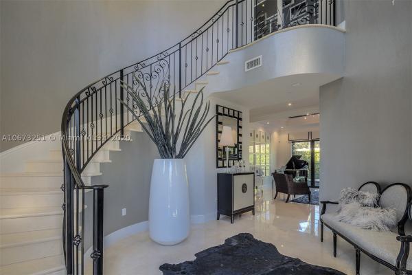 Riviera, 5820 Augusto St, Coral Gables, Florida 33146, image 2