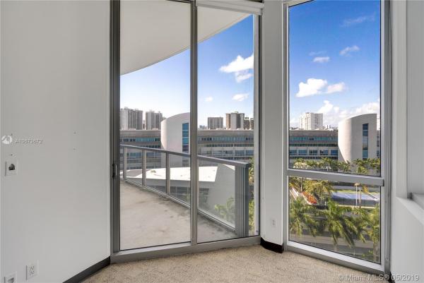 Uptown Marina Lofts, 3029 NE 188th St #921, Aventura, Florida 33180, image 2
