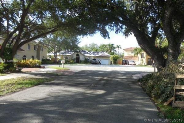 Dadelandwoods, 9802 SW 77th Pl, Kendall, Florida 33156, image 2