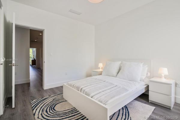 Parkview Villas, 2463 NE 135th St, North Miami, Florida 33181, image 2