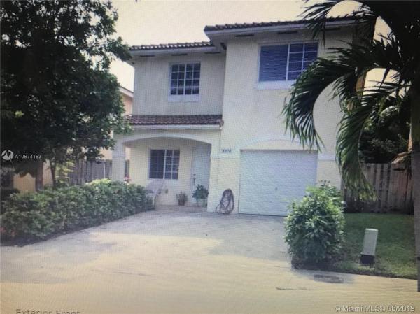 Manatee Cove, 8950 SW 215th Ln, Cutler Bay, Florida 33189, image 2