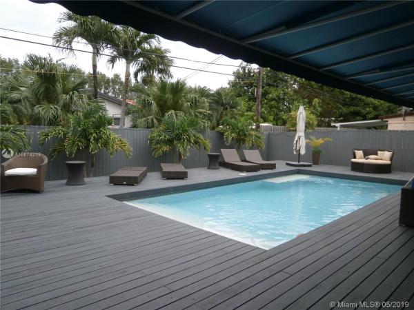 Sunrise Manor, 3011 SW 77th Pl, Westchester, Florida 33155, image 2
