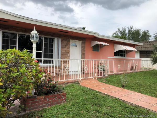 Fairmont, 305 NE 122nd St, North Miami, Florida 33161, image 2