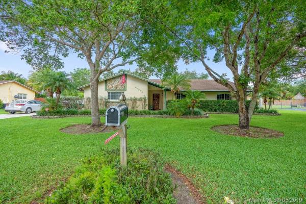 Heritage Trails, 27301 SW 164th Ct, Redland, Florida 33031, image 2