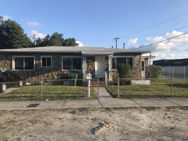 Seminole Lawn, Brownsville, Florida 33142, image 2