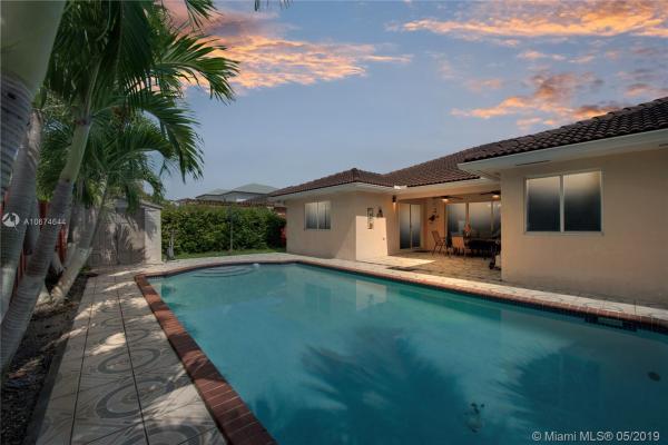 Laguna Ponds, 14338 SW 165th St, Richmond West, Florida 33177, image 2