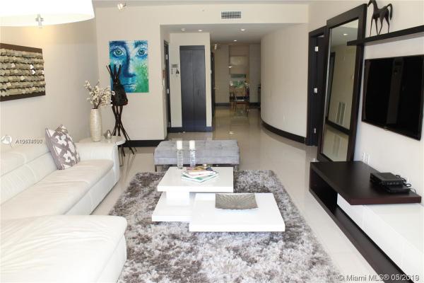 Resort Villa, 719 Crandon Blvd #210, Key Biscayne, Florida 33149, image 1
