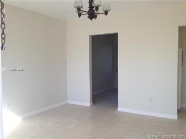 Riverside Farms, 524 NW 23rd Pl, Miami, Florida 33125, image 2