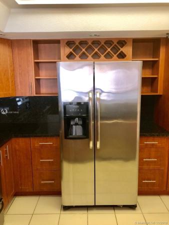 Brickell Key One, 520 Brickell Key Dr #A813, Miami, Florida 33131, image 2