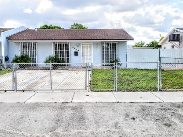 Royale Green, 5423 SW 131st Ct #5423, Kendale Lakes, Florida 33175, image 2