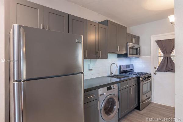 Hideaway, 7901 SW 64th Ave #2, South Miami, Florida 33143, image 2