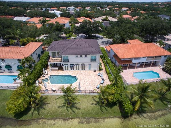 Royal Oaks, 7954 NW 163rd Ter, Miami Lakes, Florida 33016, image 2