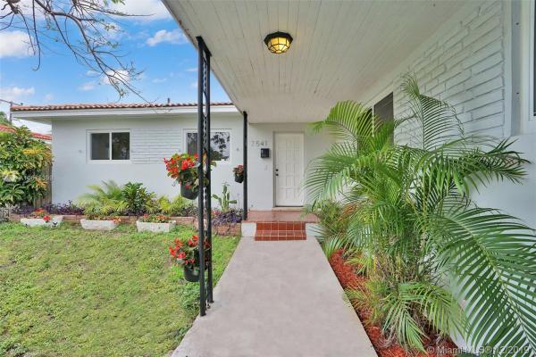 Treasure Island, 7541 Bounty Ave, North Bay Village, Florida 33141, image 2