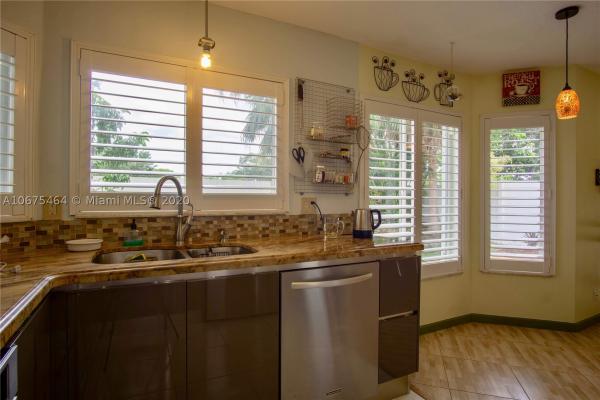 Reflections, 11290 Rockinghorse Rd, Cooper City, Florida 33026, image 3