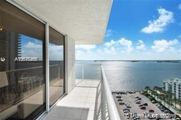 The Club At Brickell Bay, 1200 Brickell Bay Dr #1801, Miami, Florida 33131, image 2