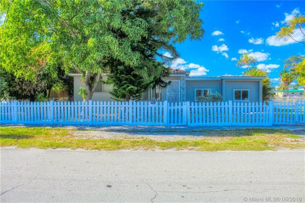 Sunny Heights, 1298 NE 162nd St, North Miami Beach, Florida 33162, image 2