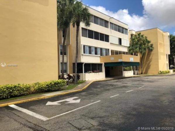 Sovereigns, 6821 SW 147th Ave #2D, Kendale Lakes, Florida 33193, image 2