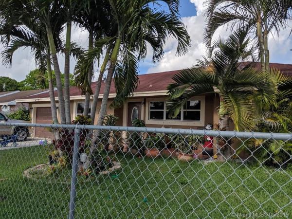 Florida City Residential, 405 NW 8th Ct, Florida City, Florida 33034, image 2