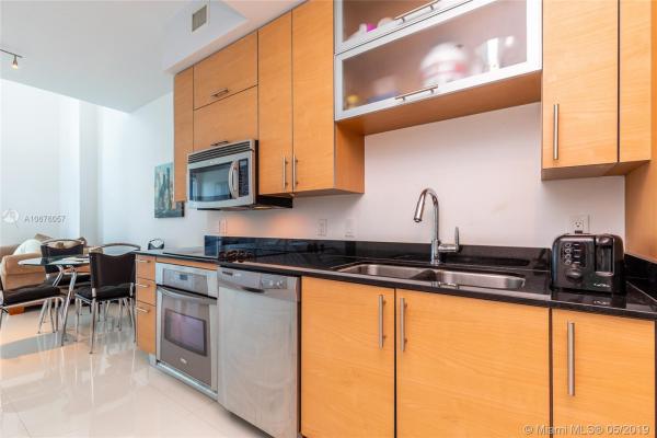 Infinity At Brickell, 60 SW 13th St #1810, Miami, Florida 33130, image 2