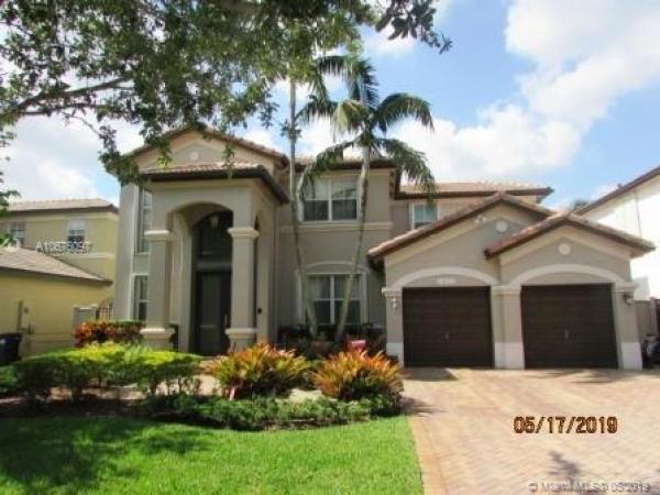 Sella, 14872 SW 22nd Ter, University Park, Florida 33185, image 2