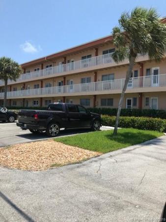 Eastern Shores Palo Alto, 3922 NE 166th St #S101, North Miami Beach, Florida 33160, image 2