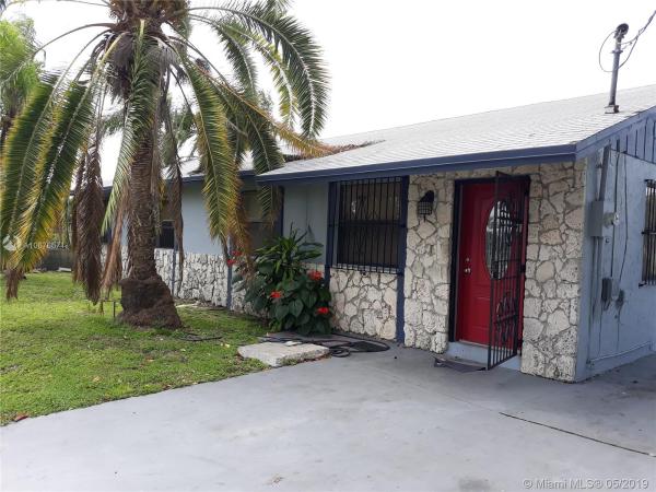 Alphaville, 836 NW 8th St, Florida City, Florida 33034, image 2