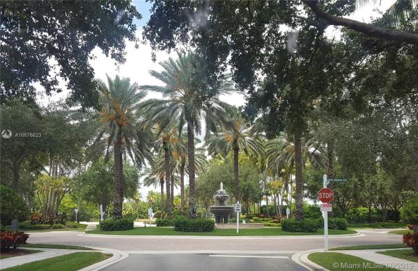 Catalina Lakes, 102 Santa Barbara Way, Palm Beach Gardens, Florida 33410, image 2