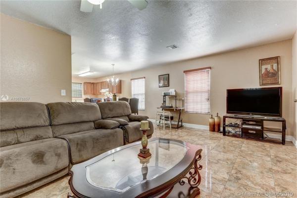 2137 NW 68th St, Gladeview, Florida 33147, image 2