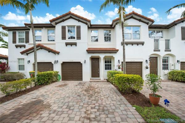 Villas At Portofino East, 1028 NE 30 Ave #, Homestead, Florida 33033, image 2