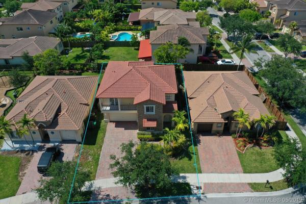 The Enclave At Isles Of Bayshore, 9410 SW 225th St, Cutler Bay, Florida 33190, image 2