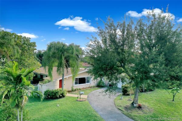 Herman Heights, 7425 SW 139th Ter, Palmetto Bay, Florida 33158, image 2