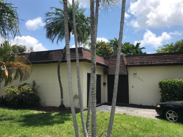 Heftler Homes Sunset Park, 8421 SW 102nd Ct, Kendall, Florida 33173, image 2