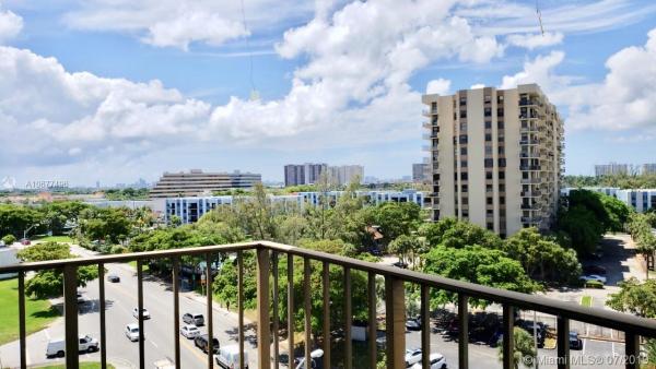 3 Horizons South, 1465 NE 123rd St #808, North Miami, Florida 33161, image 2