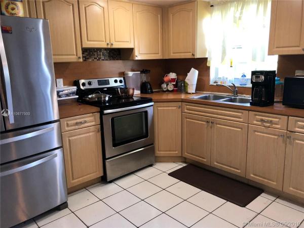 Meadow Wood Manor, 26601 SW 124th Ave, Kendale Lakes, Florida 33032, image 2