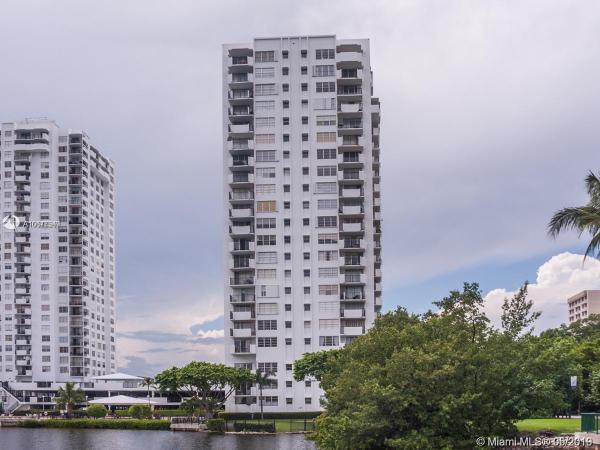 Commodore Plaza Century, 2780 NE 183rd St #1403, Aventura, Florida 33160, image 2