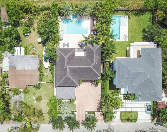 Palm Miami, 7115 SW 70th Ave, Glenvar Heights, Florida 33143, image 2