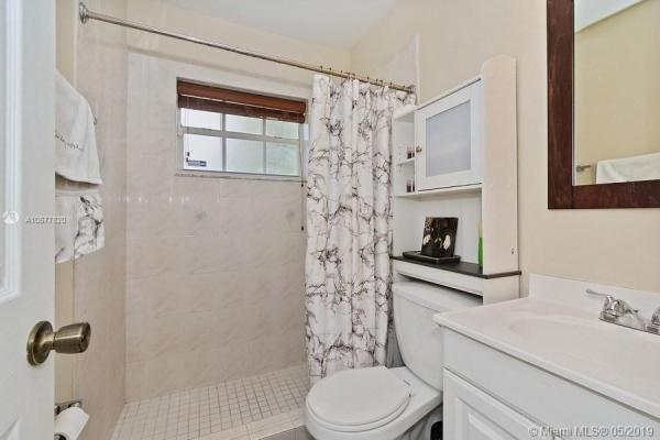 Gracewood, 6332 Fillmore St, Hollywood, Florida 33024, image 2