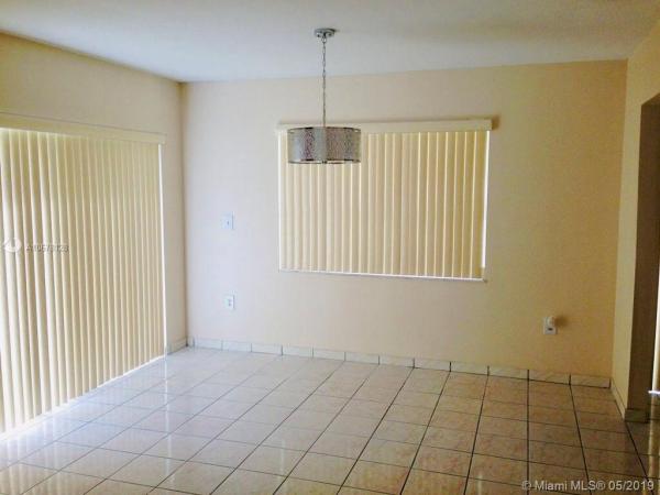 Towngate South, 11743 SW 114th Ter, Kendall, Florida 33186, image 2