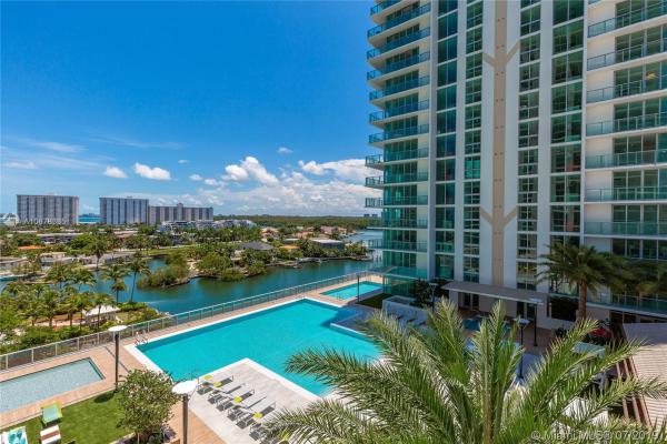 Parque Towers, 300 Sunny Isles Blvd #4-807, Sunny Isles Beach, Florida 33160, image 2